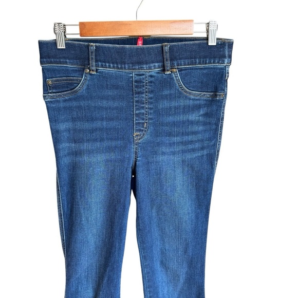 Spanx - Flare Pull-On Stretch Jeans Size M - Picture 5 of 8